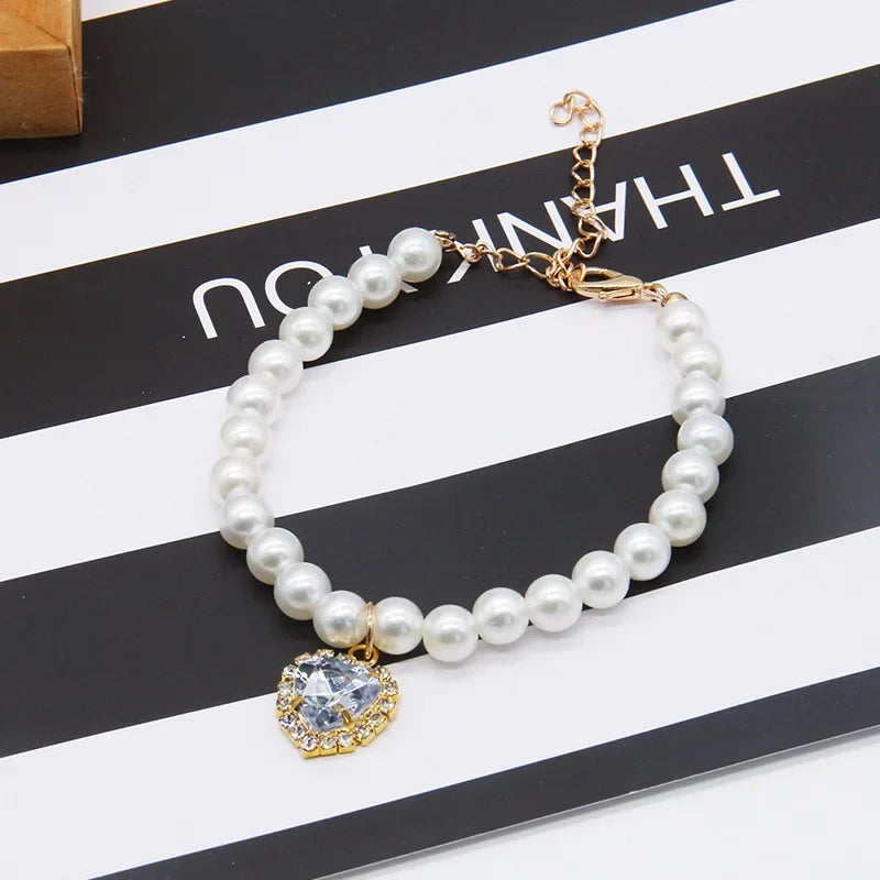 Pet Pearl Collar Dog Princess Necklace Cat Jewelry Cute Collar Puppy Accessories Dog Kitten Chain Chihuahua Wedding Jewelry Gift
