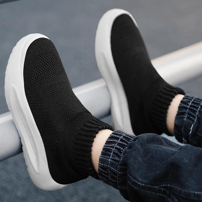 2025 Kids Fashion Sneakers For Boys Girls Tennis Shoes Breathable Sports Running Shoes Children Casual knitting Running Shoes