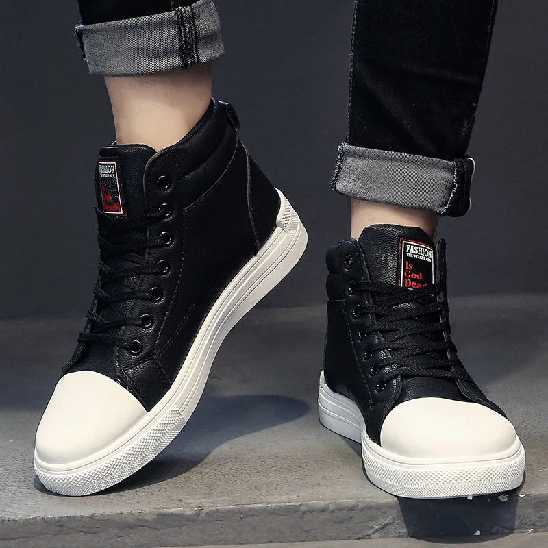 2025 New Breathable Soft Sole Men's Casual Sports Shoes Korean Fashion Student Jogging Shoes Youth Board Shoes