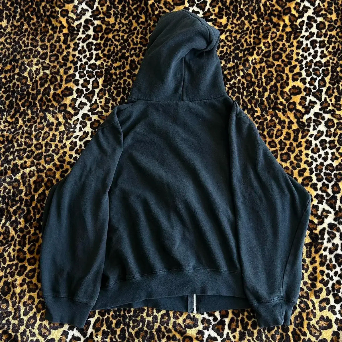 Women Zip up Emo Hoodies Gothic Heart Print Loose Long Sleeve Sweatshirt Jacket for Spring Fall Y2K Aesthetic Streetwear