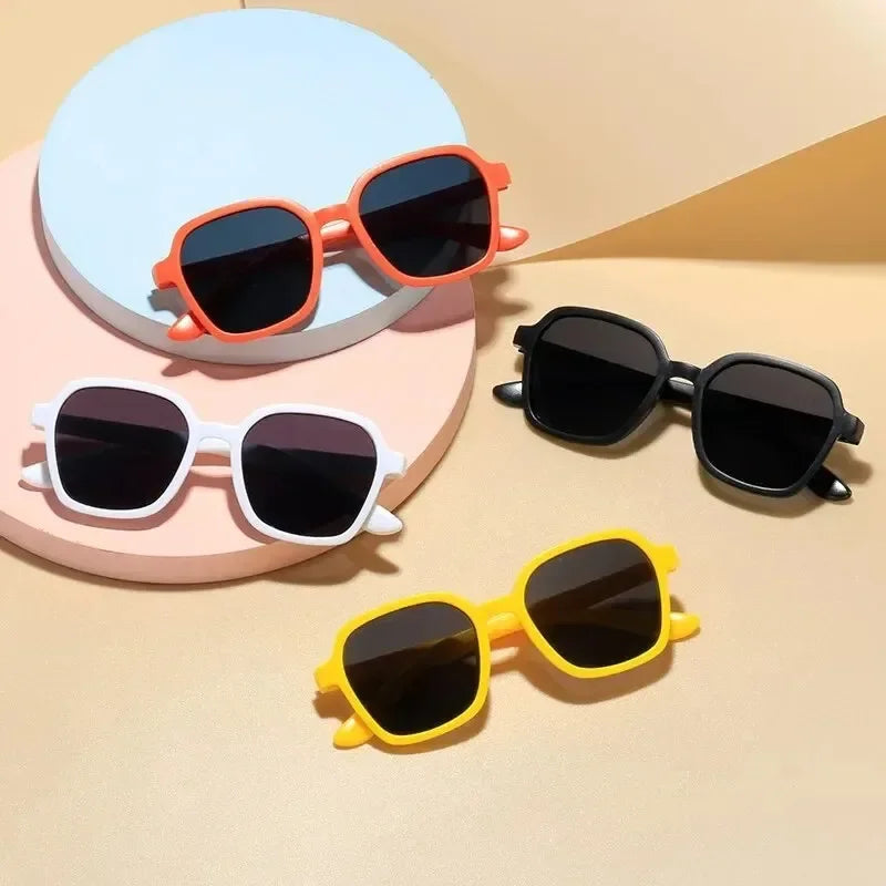 4 Pack Candy Color Kids Sunglasses Set Flexible Safe Frame New Trendy Fashion Photo Props Sunglasses For Boys Girls