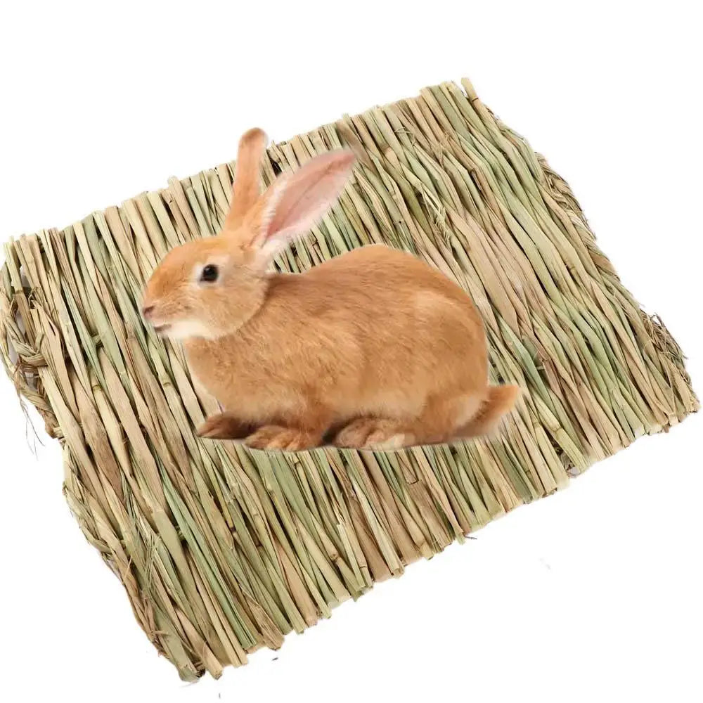 Household Woven Pet Accessories for Small Animal Bunny Hamster Sleeping Bed Grass Mat Pet Cage Pad Rabbit Grass Chew Mat