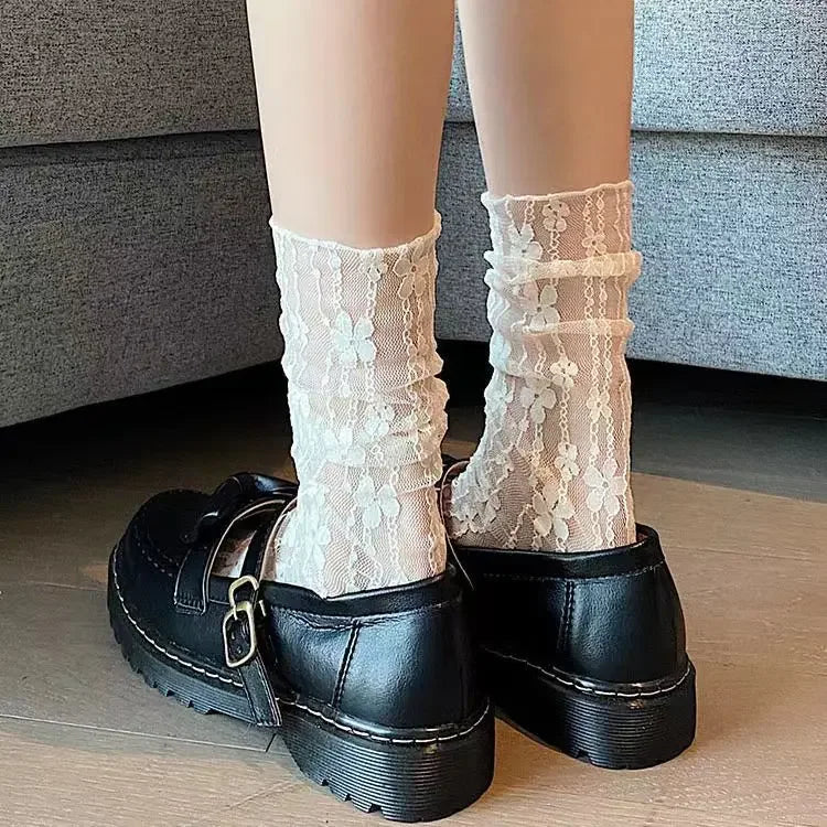 Women's Harajuku Socks Ladies Breathable Transparent Floral Lace Sock Sweet Mesh Fishnet Sock Soft Breathable Socks Hosiery Sox
