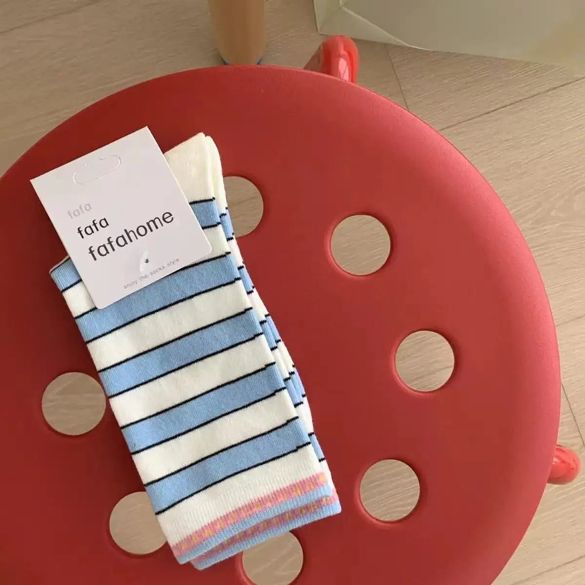 New women's socks for spring and summer in Ins, Dongdaemun, South Korea, with colorful stripes and color blocking throughout the