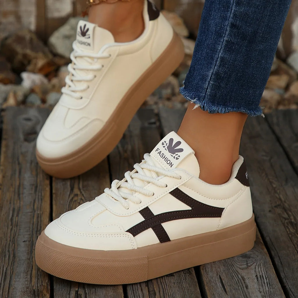 Women's Retro Running Shoes Thick Bottom Flat Laced Casual Sneakers Student Low Heel Round Toe PU Leather Spring Autumn