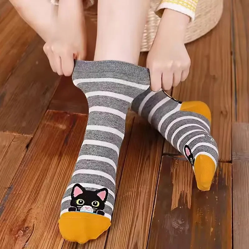 Women Socks Animal Pattern Cotton Socks Colorful Funny Sweat Wicking Socks Soft Comfortable Casual Girl Socks