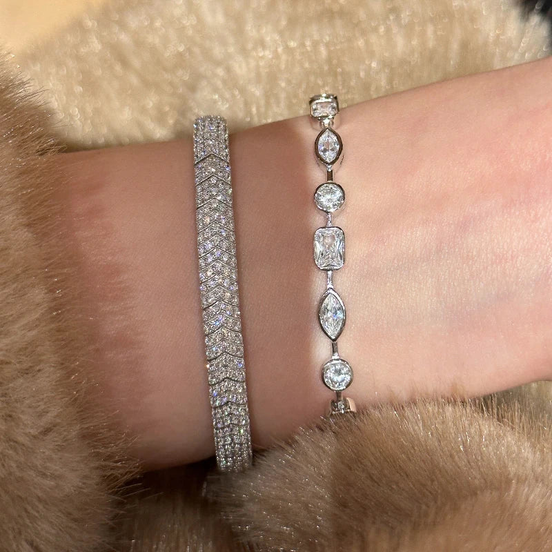 New in Irregular Exquisite Sparkling Diamonds Bracelets for Women Light Luxury Water drop Square Bracelet Party Jewelry Gift