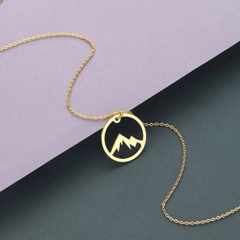 Women's Men's Necklace Mountain Mountain Mountain Gold and Silver Color Pendant Necklace Jewelry