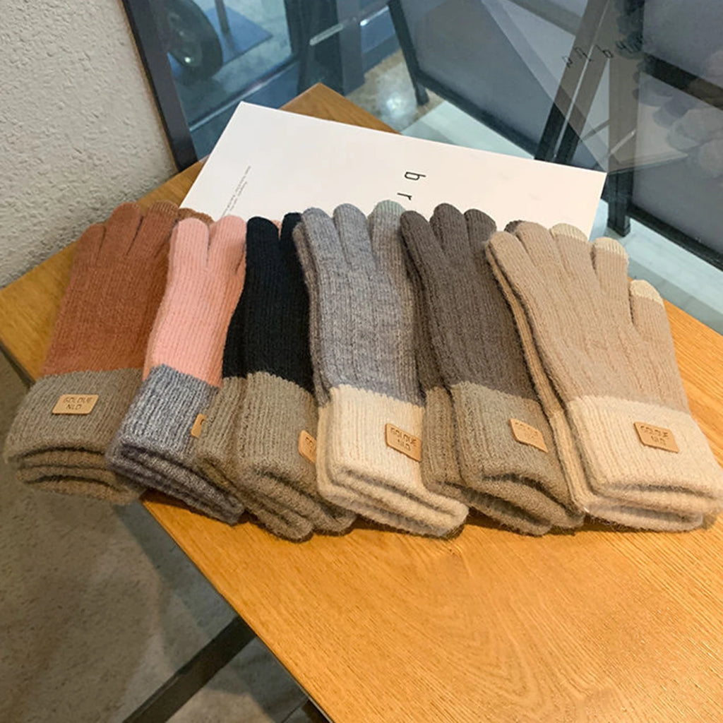 Women's Cable Knit Gloves Warm Fleece Lined Knit Gloves with Touchscreen for Women Girls Winter Gift