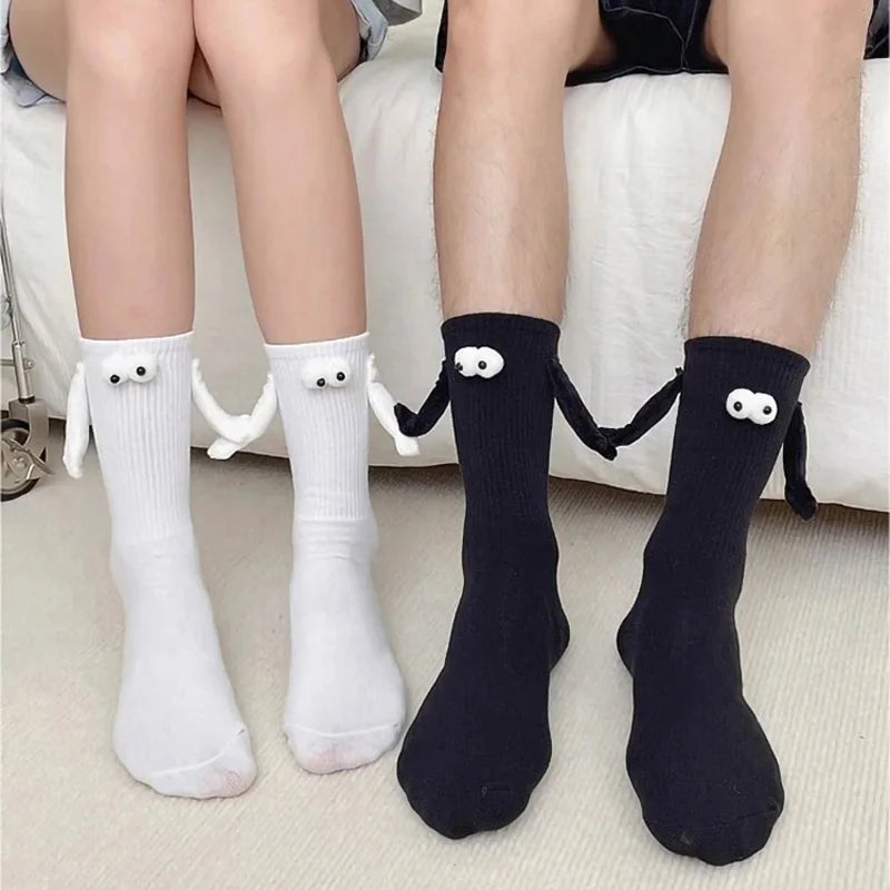 1 Pair Women Fashion Funny Socks Creative Magnetic Attraction Hands Black White Cartoon Eyes Couples Socks