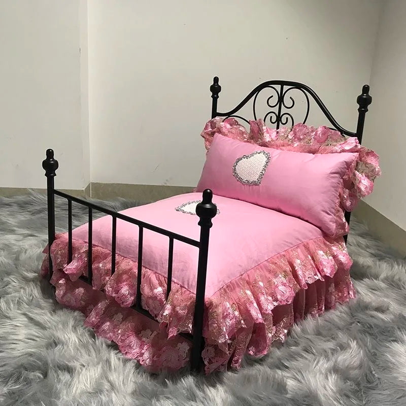 Princess Bed for Small Pets Wrought Iron Pet Bed Removable Washable Breathable Dog and Cat Bed Detachable Bed Frame