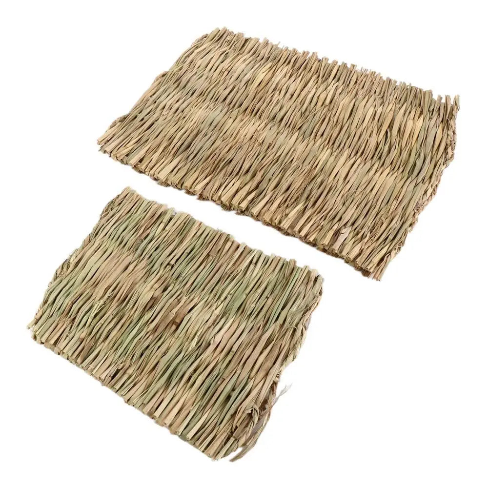 Household Woven Pet Accessories for Small Animal Bunny Hamster Sleeping Bed Grass Mat Pet Cage Pad Rabbit Grass Chew Mat