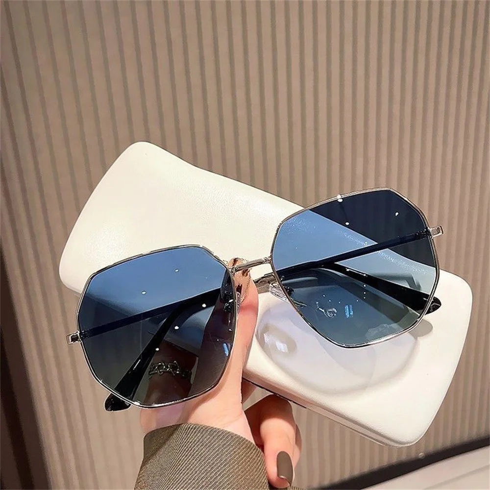 Women Metal Sunglasses Oversize Polygon Frame Color Lenes Sun Glasses Outdoor Eyewear for Driving Travel Beach 2025 Trendy