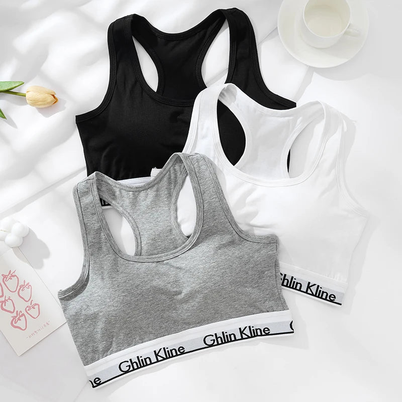 Women's Cotton Sports Bra Set with Padded Underwear And Flat Angle Sports Shorts Comfortable Breathable