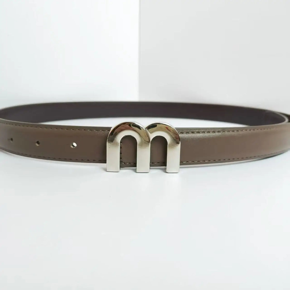 Women's Belt M. High-Quality Silver Buckle Is Best Paired With Dress Jeans Women's Belts