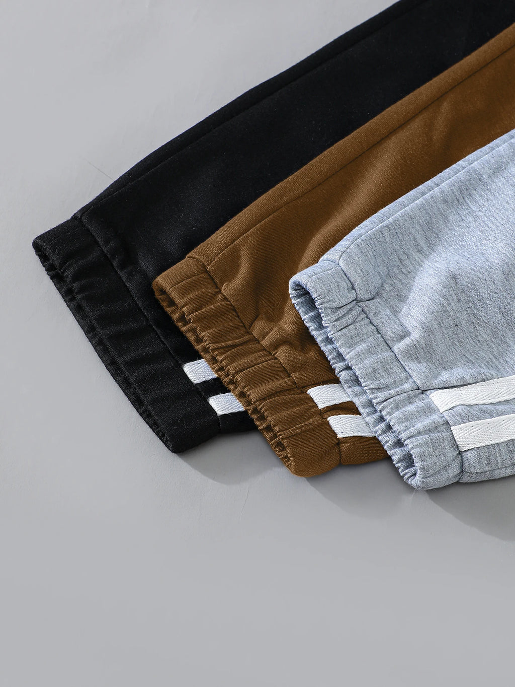 Boys Long Pants Three-Piece Set Casual Sporty Autumn Winter Outfit for Kids Suitable for Leisurely Outdoor Wear