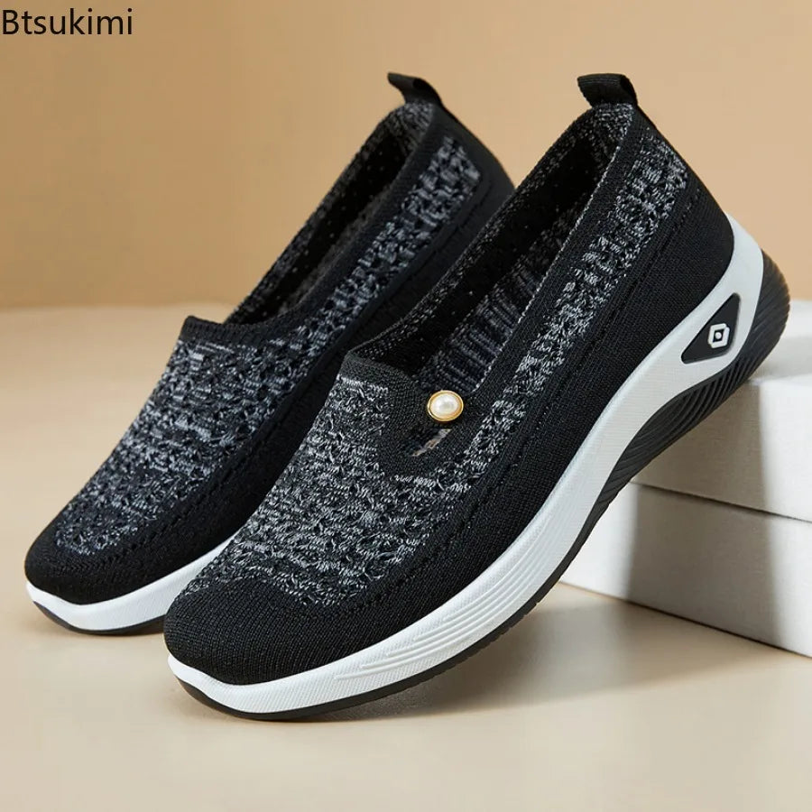 2026 Women's Shoes Stylish Comfortable Casual Loafers Lightweight Moms Fashionable Flats Non Slip New Spring Trendy Sneakers