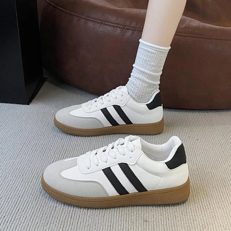 Women Tennis Sneakers Flats Ladies Fashion Lace-Up Vulcanized Shoes  Autumn Outdoor Trainers Student Board Shoes Women  Footwear