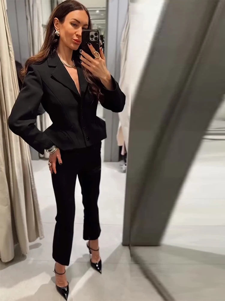 Elegant Single Breasted Jacket Women Slim Chic Lapel Full Sleeve Waist-closed Jacket Female 2026 Fashion Solid Outwear Lady