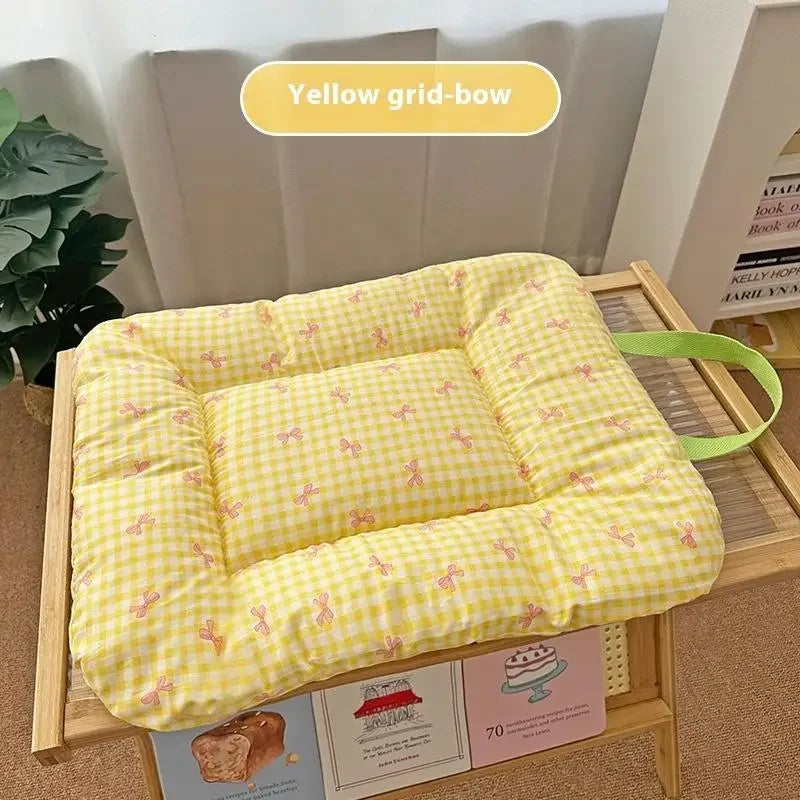 Cute Soft Checkered Bow Pet Bed Universal Four Season Usage Dog and Cat Cotton Mattress Furniture and Accessories for Pets.