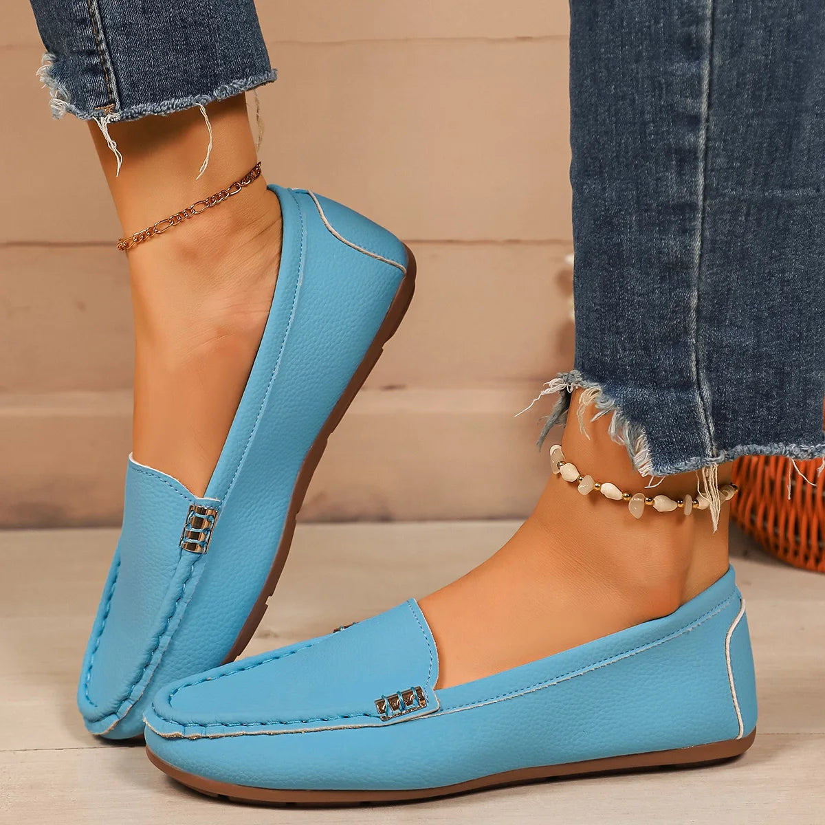Women's Loafers Lightweight Comfort Walking Flat Shoes Soft Sole Ballet Flats Slip on Loafers Leather Casual Shoes Zapatos Mujer