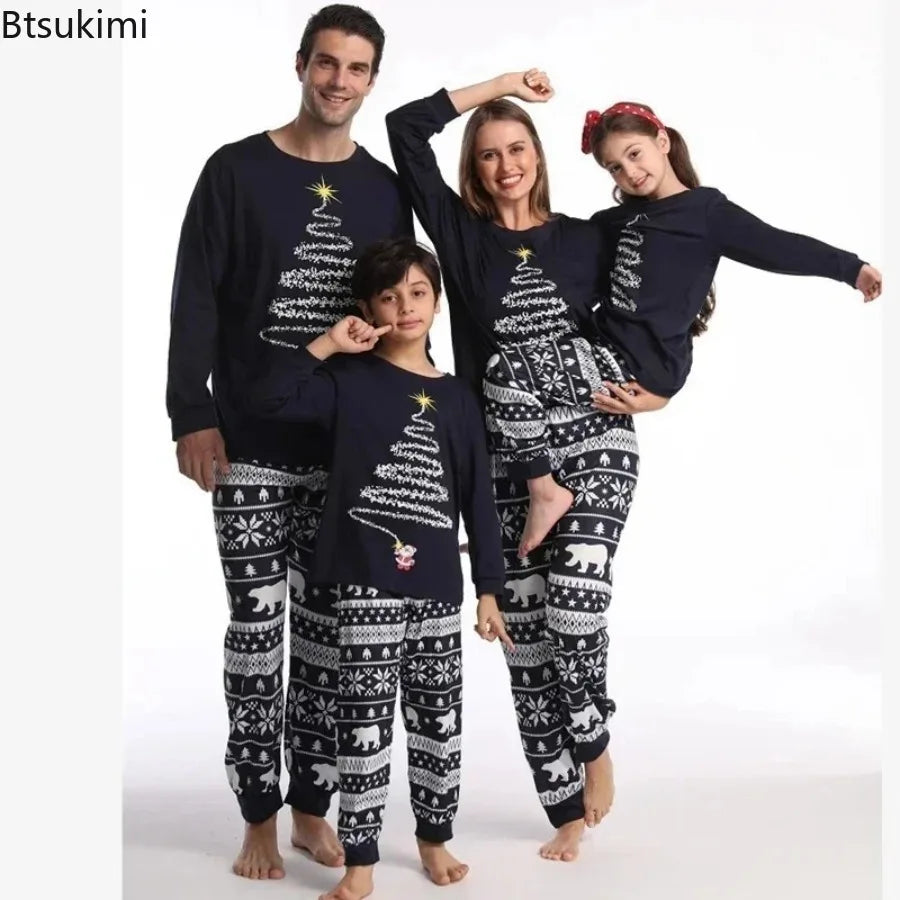 2026 New Family Christmas Pajamas Mom Dad Kids Matching Clothing Set Baby Romper Pajamas Sets Soft Loose 2 Pieces Suit Homewear