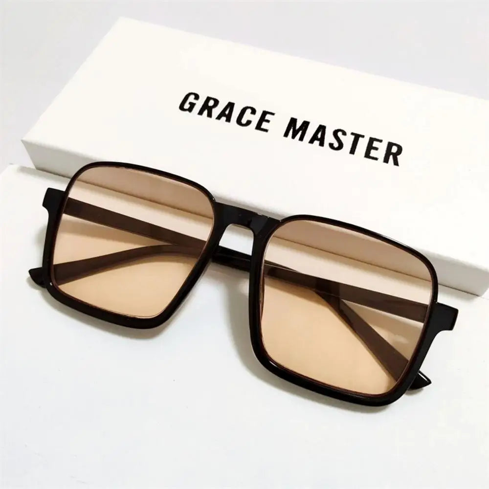 Women Brand Designer Luxury Sun Glasses Sexy Retro Cat Eye Sunglasses Female Black Vintage Fashion Ladies Eyewear Accessories