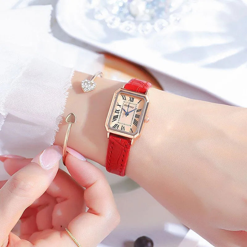 Fashion Retro Digital Dial Casual Watches Square Leather Strap Fashionable Clock Quartz Wristwatch for Women Gift