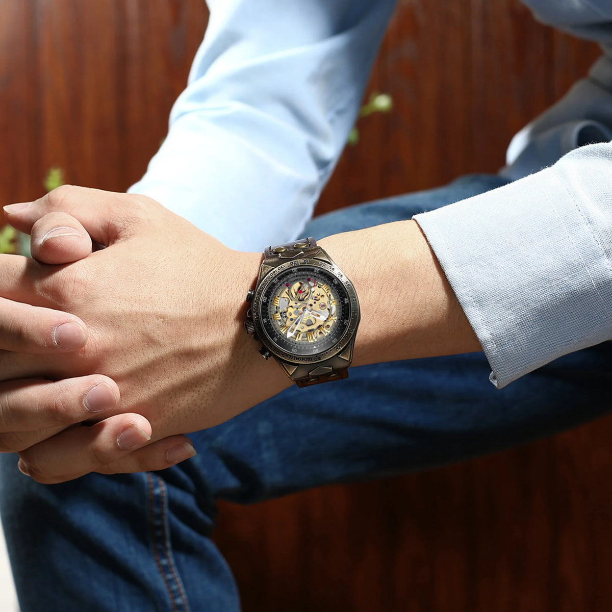 Men Automatic Mechanical Watch  Alloy Case Hollow Dial  Strap   Business Luxury Self Winding Wristwatch Gift for Gentlemen Male