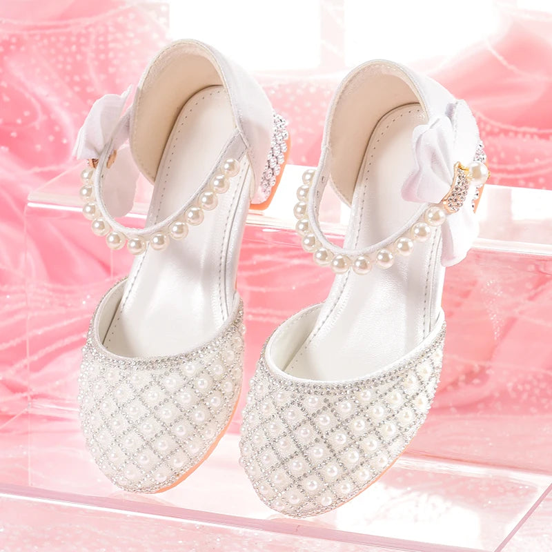 The high heels for girls feature a headband design, perfect for weddings and party occasions. Children's crystal princess shoes,