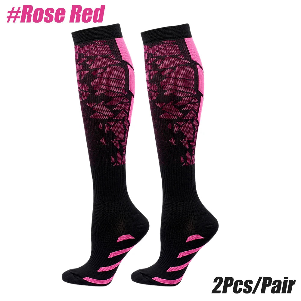 1 pair of sports compression socks for both men and women, warm for running, cycling and playing football