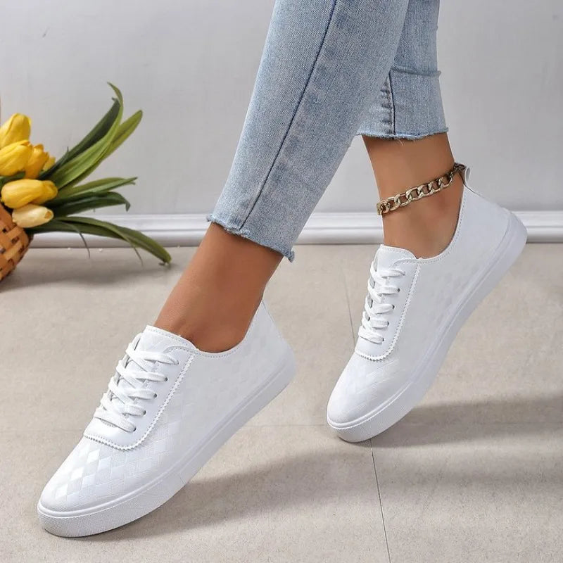 2026 New Women's Sneakers New Comfortable Outdoor Flats Shoes Fashion Lightweight Concise