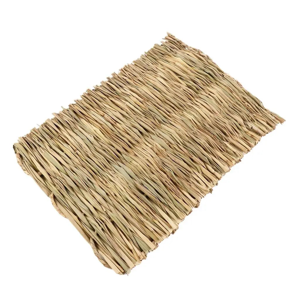 Household Woven Pet Accessories for Small Animal Bunny Hamster Sleeping Bed Grass Mat Pet Cage Pad Rabbit Grass Chew Mat