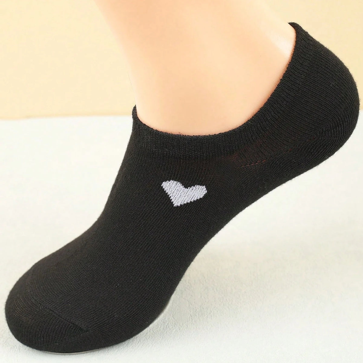 Womens No Show Socks Heart Pattern Black White Gray Versatile and Classic Comfortable Breathable Moisture Wicking Soft Daily Use