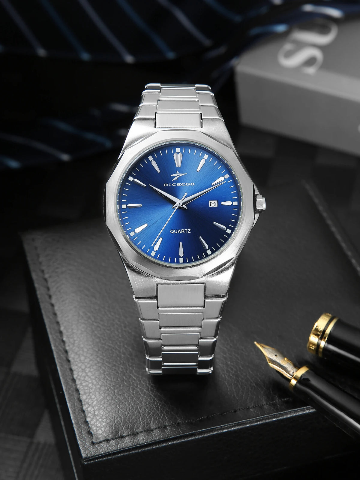 Men's steel band watch, men's quartz watch with minimalist dial, simple retro fashion and premium feel for men, recommended styl