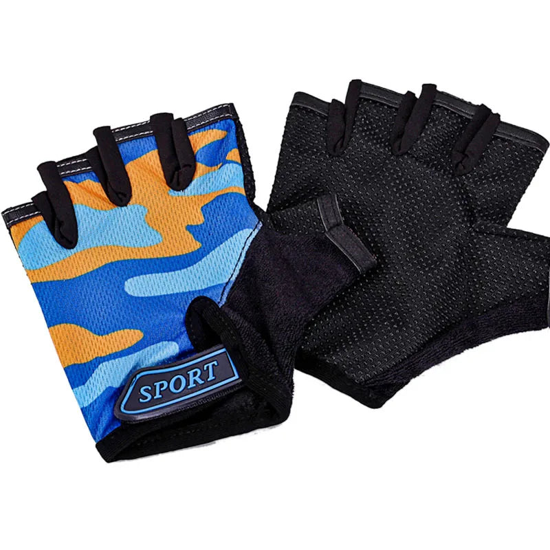 1 Pair Camo Sports Gloves for Children Kids Half Finger Riding Cycling Running Gloves for Boys Girls Outdoor Sports Gloves