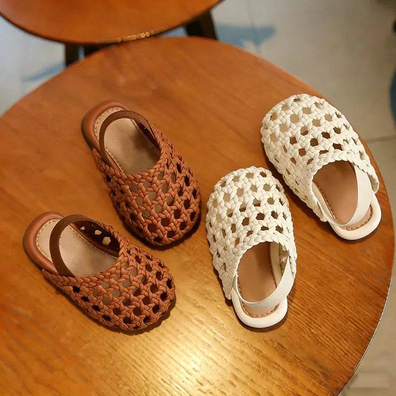Kids Casual Sandals Weave Trendy Girls Casual Shoes Soild Color Versatile 2026 Brand New Children Fashion Walking Shoes Soft
