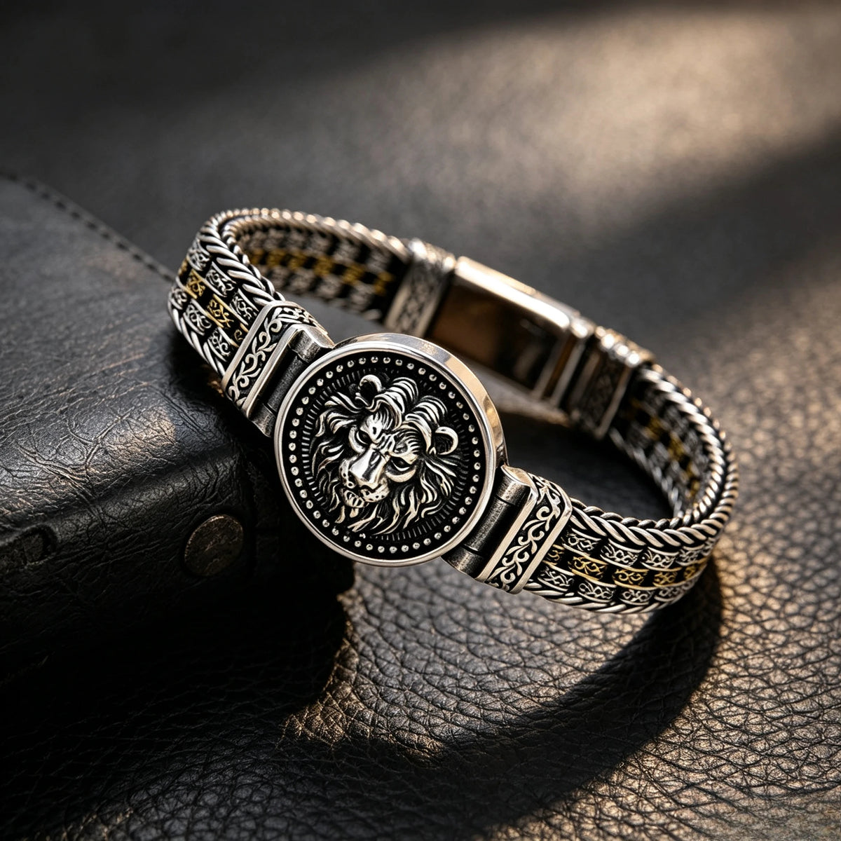 Men Vintage Two‑Tone Lion Head Bracelet Retro Embossed Medallion Braided Chain Punk Ethnic Statement Wrist Jewelry Gift