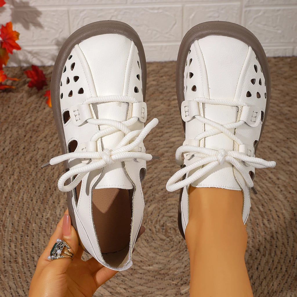 Women Sneakers Retro Luxury Brand Woman Flat Sandals Summer Hollow Designer Flat Shoes Casual Soft Bottom Platform Sneakers