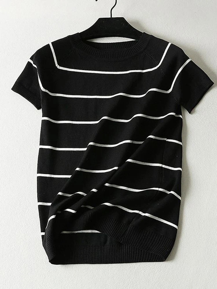 Summer Short Sleeve Striped Pullover Women Sweater Knitted 2022 Sweaters O-Neck Tops Korean Pull Femme Jumper Female White Black