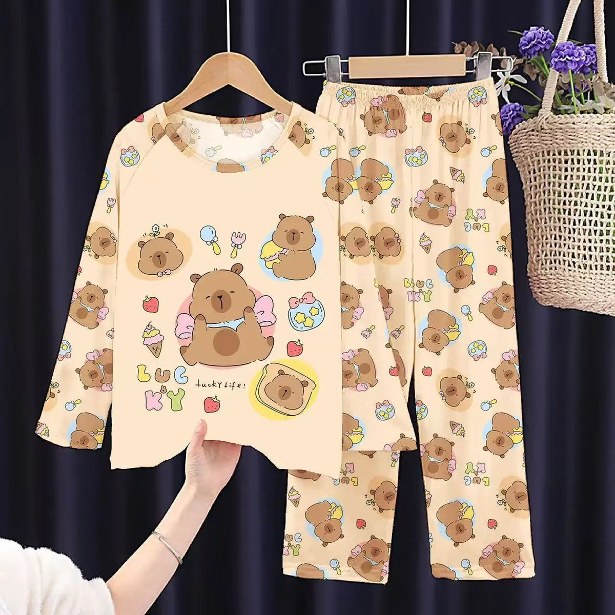 Capibara Kids Pajama Sets Long Sleeve Loungewear with Cute Animal Print Soft Sleepwear for Boys Girls Cartoon Sleepwear Outfit