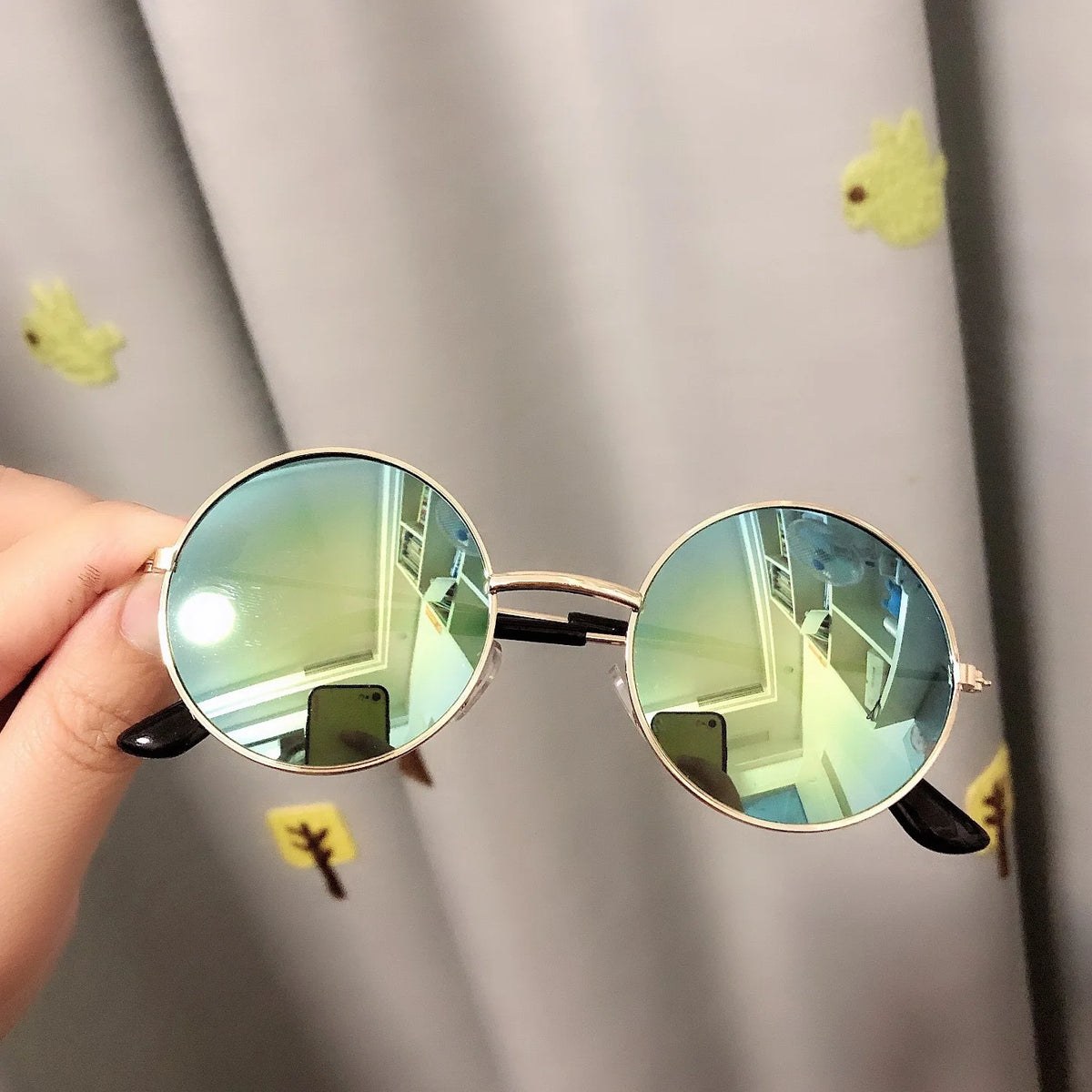Round Kids Sunglasses Metal Frame Vintage Boys Girls Punk Glasses UV400 Eyeglasses Children 2-8 Years Old Visor Mirror Eyewear