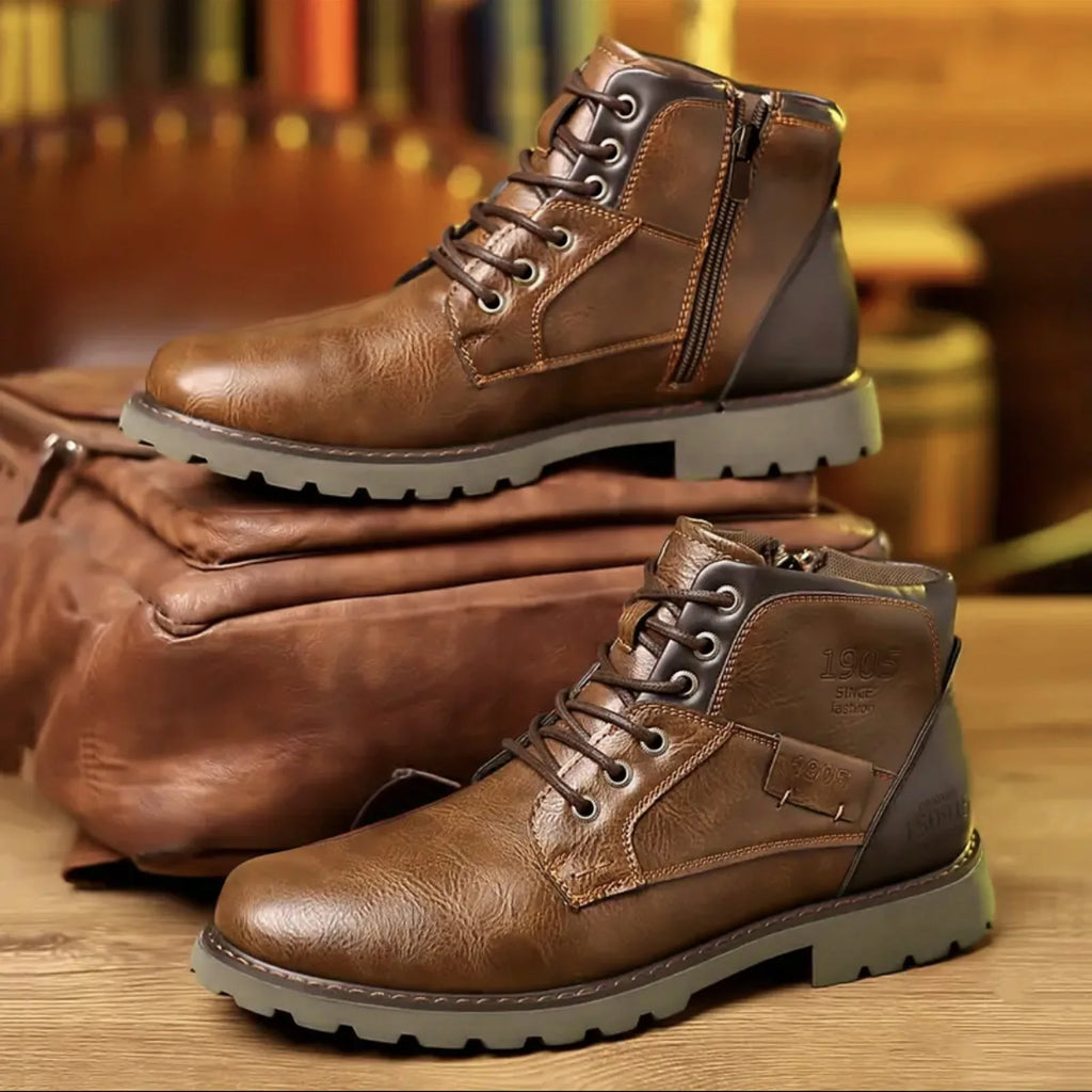 New Men's Leather Shoes, Retro British-Style Leather Boots, Fashionable High-Top Outdoor Workwear Style Boots