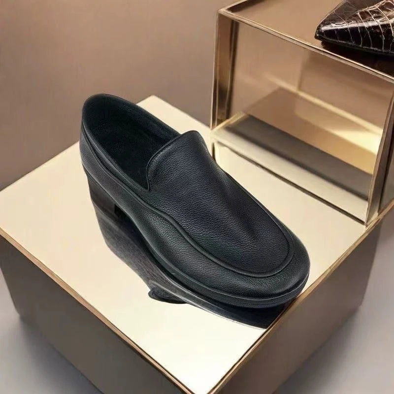 2025 Famous Designer Loafers Moccasins for Men Hot Selling Men's Dress Shoes Loafers Casual Flat Leather Shoes