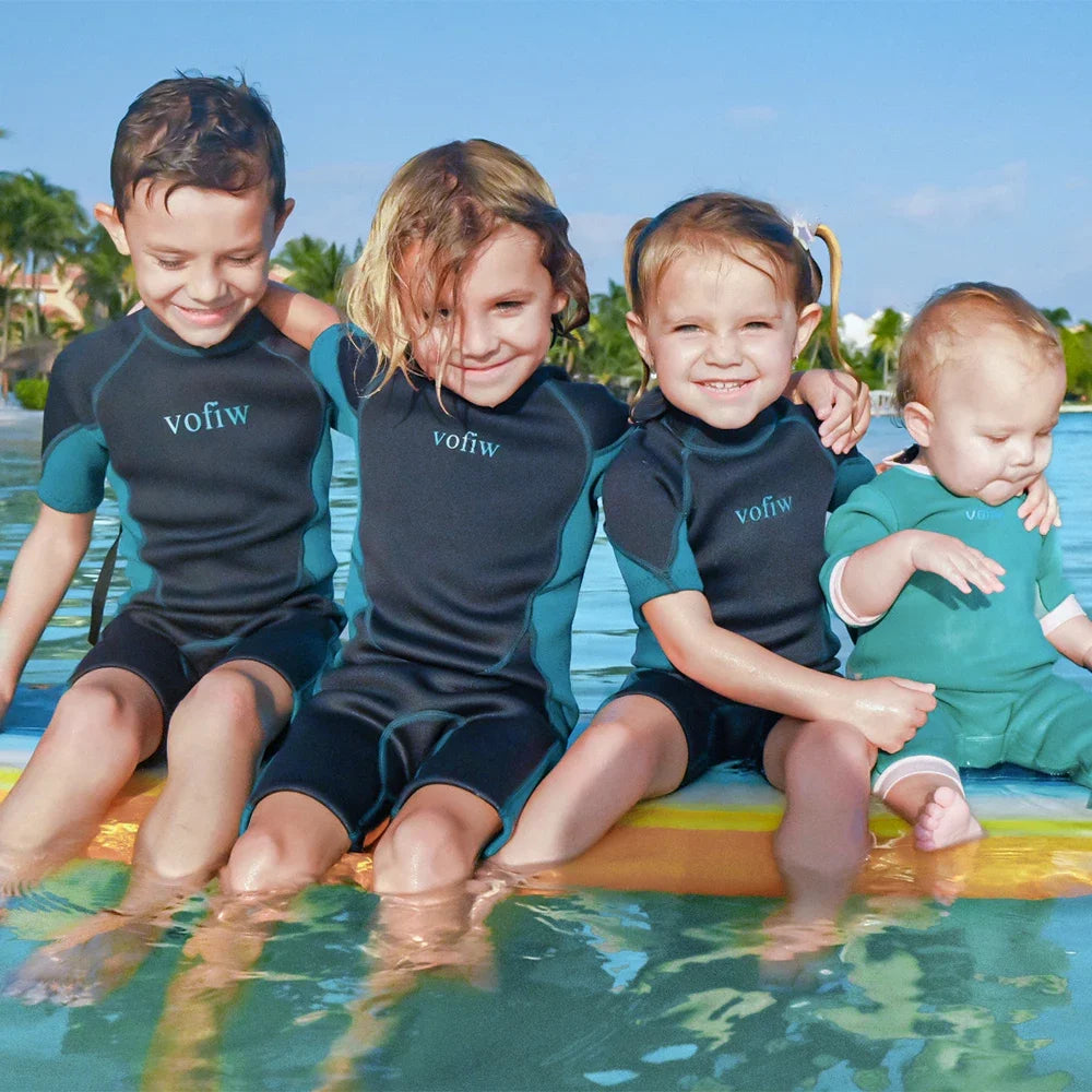 Children's 3MM Neoprene Shorty Wetsuit Back Zipper Surfing Snorkeling Swimming Suit Short Sleeves Boys Girls Kids Swimwear