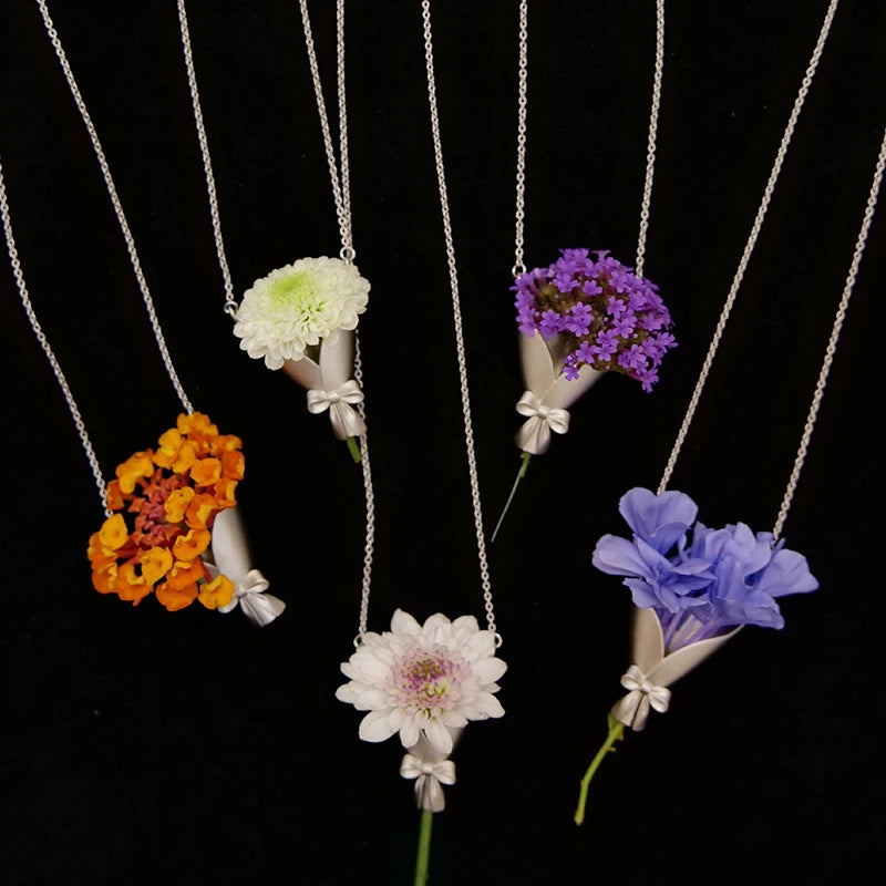 Trendy Fashion Jewelry for Women, Small Flower Bouquet Pendant Clavicle Choker