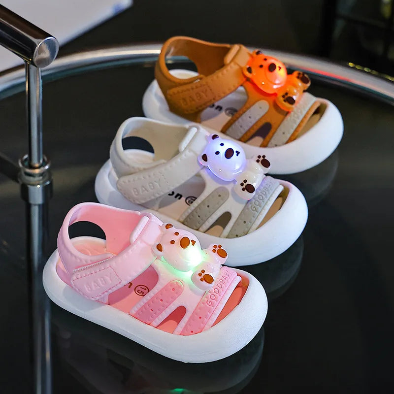 2026Kid Sandals LED Light Up Shoes For Girls Toddler Walking Shoes Girls Kids Children Baby Casual Shoes White Sandals for Girls