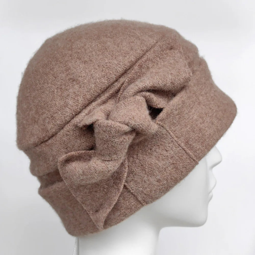 Women 100% Wool Hat Middle-aged Mom Hats Hot Selling Soft Floral Wool Hats for Mom Fedoras Basin Hats