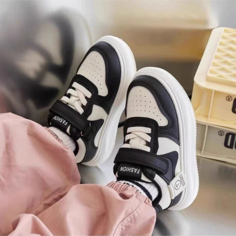 Kids Sports Shoes Spring Autumn Simple Black White Boys Girls Casual Sneakers Thick Sole School Causal Children Basketball Shoes