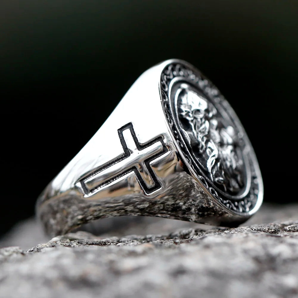 2022 new Retro Personality Domineering Men's Punk Ring European and American Fashion Creative Jesus Cross Ring Jewelry